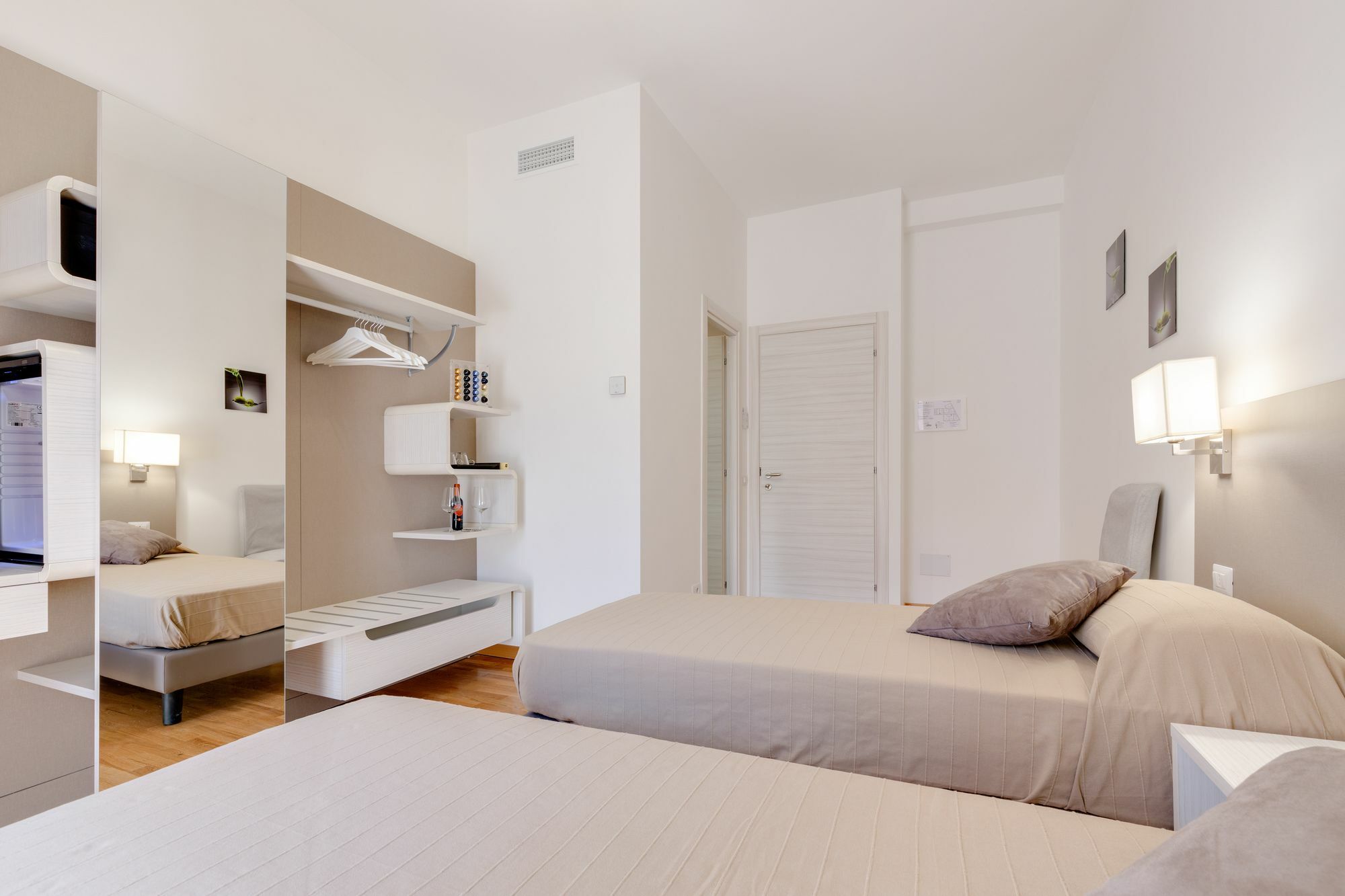Dolce Luxury Rooms Rom Exteriör bild