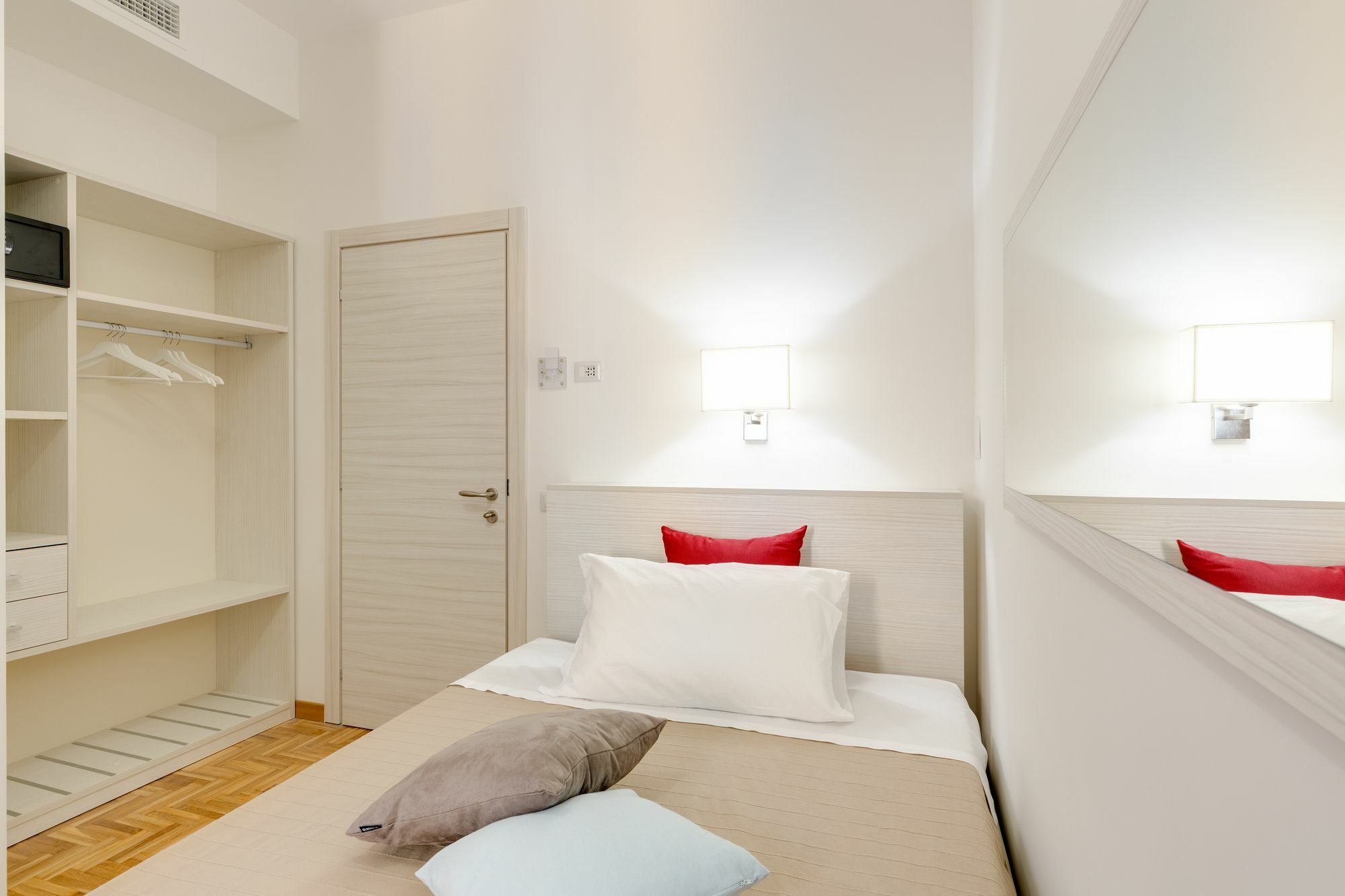 Dolce Luxury Rooms Rom Exteriör bild