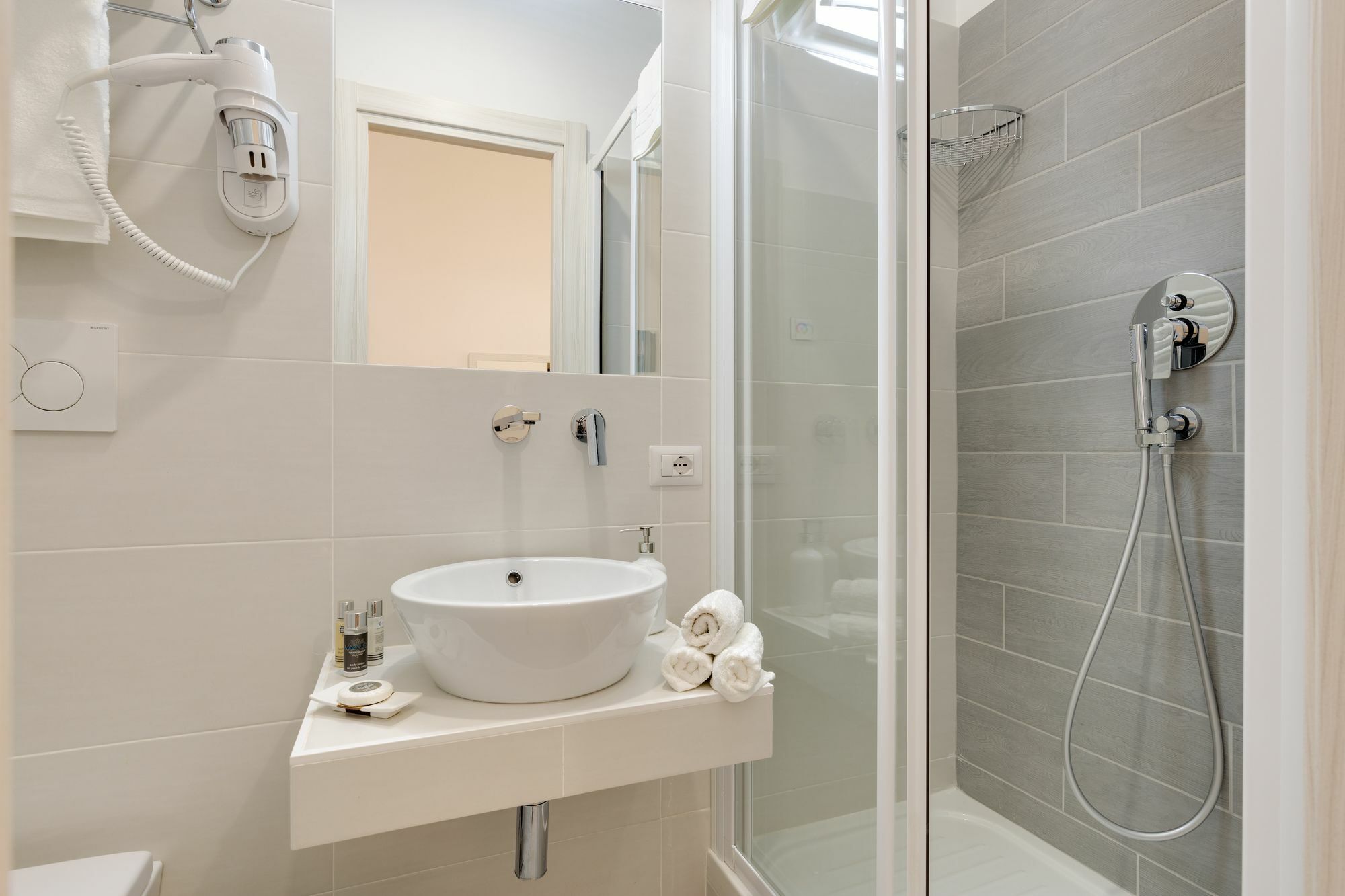 Dolce Luxury Rooms Rom Exteriör bild